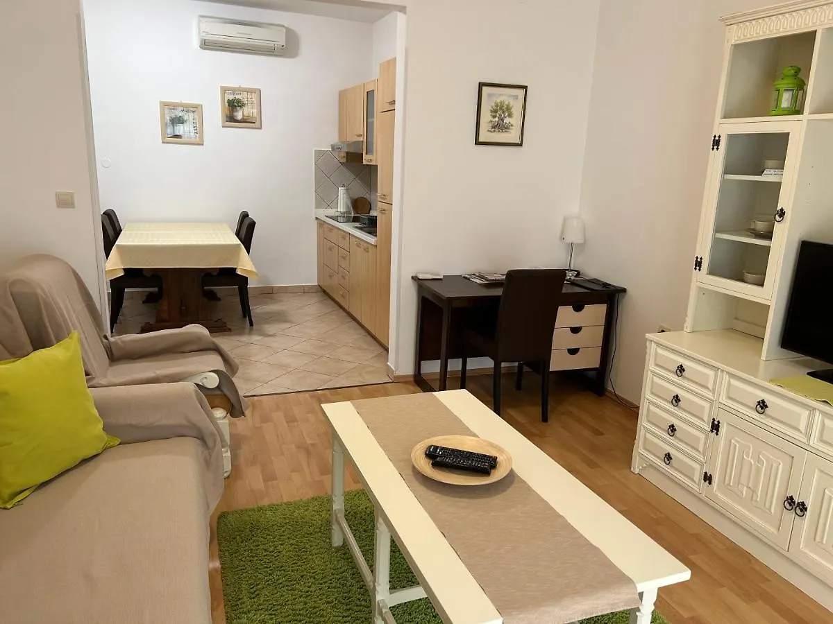 Apartments R روفينج
