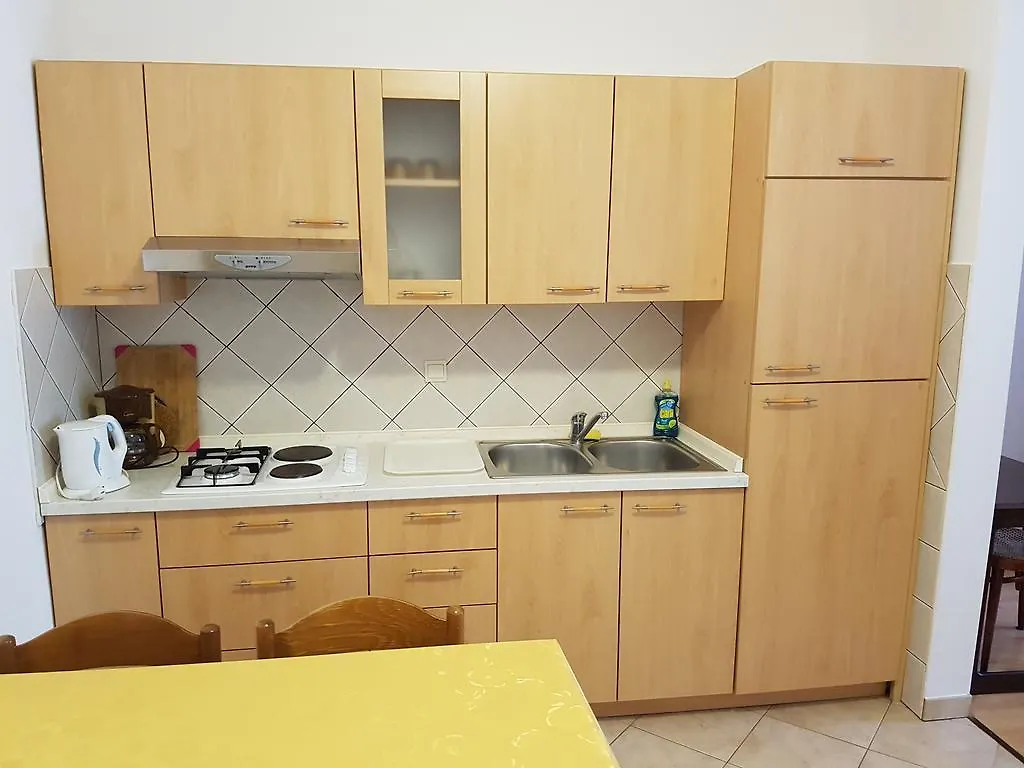 Apartments R روفينج كرواتيا